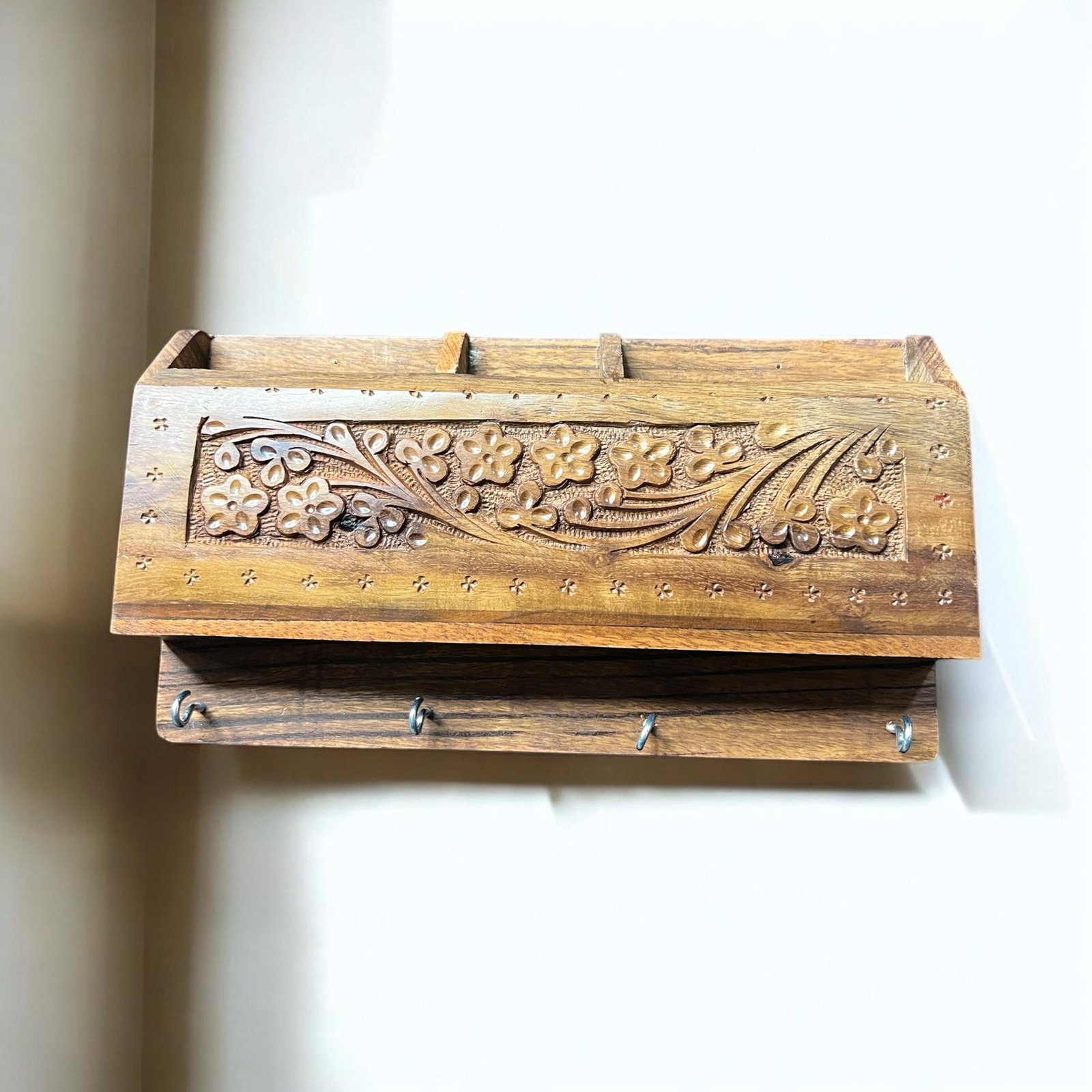 Wooden-Hanger-3 (1) Wooden Hanger - Image 1